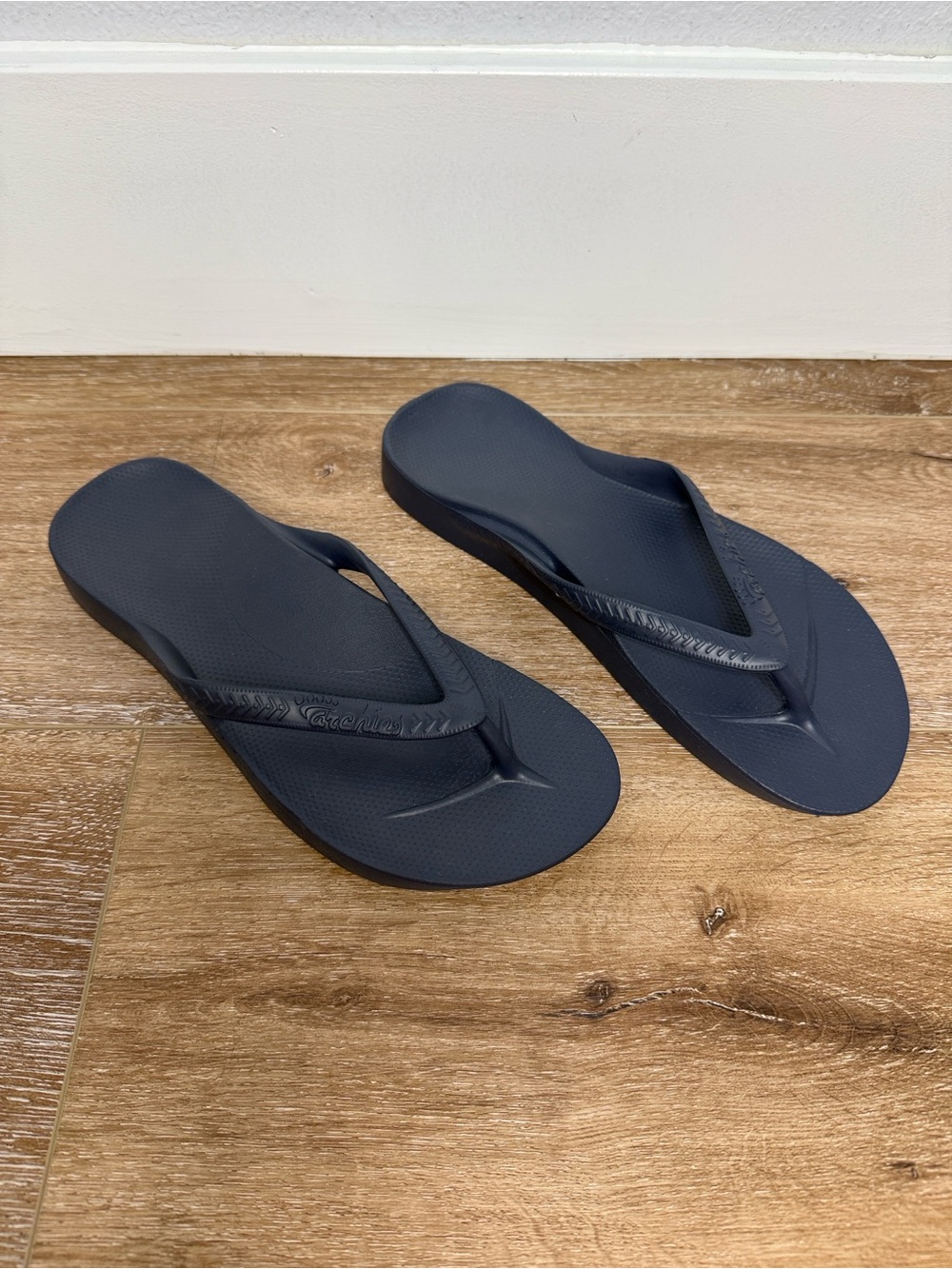 Archie’s Navy Blue Flip flops - Picture 3 of 7